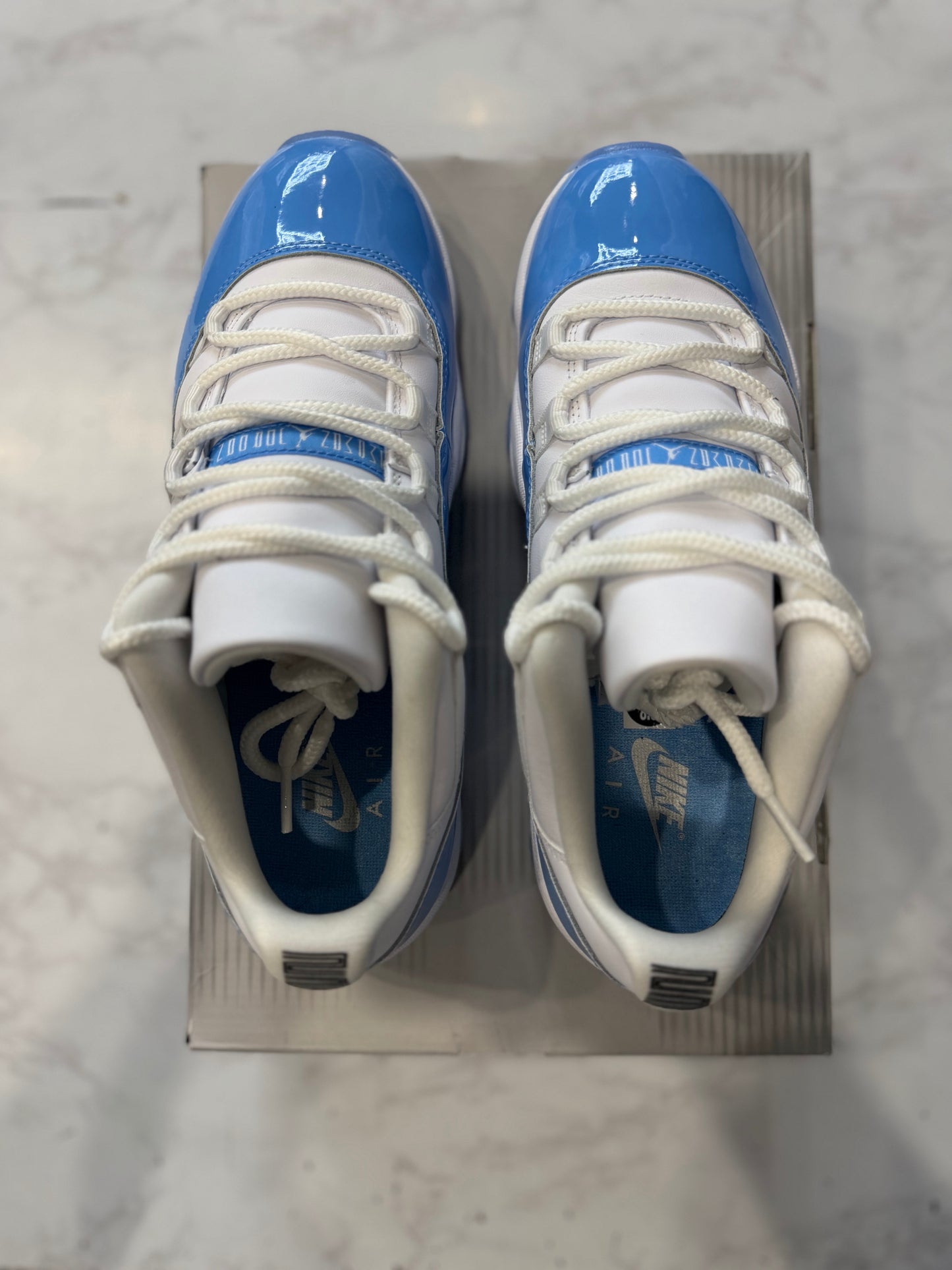 Jordan 11 Retro Low University Blue (2026) PRE-OWNED