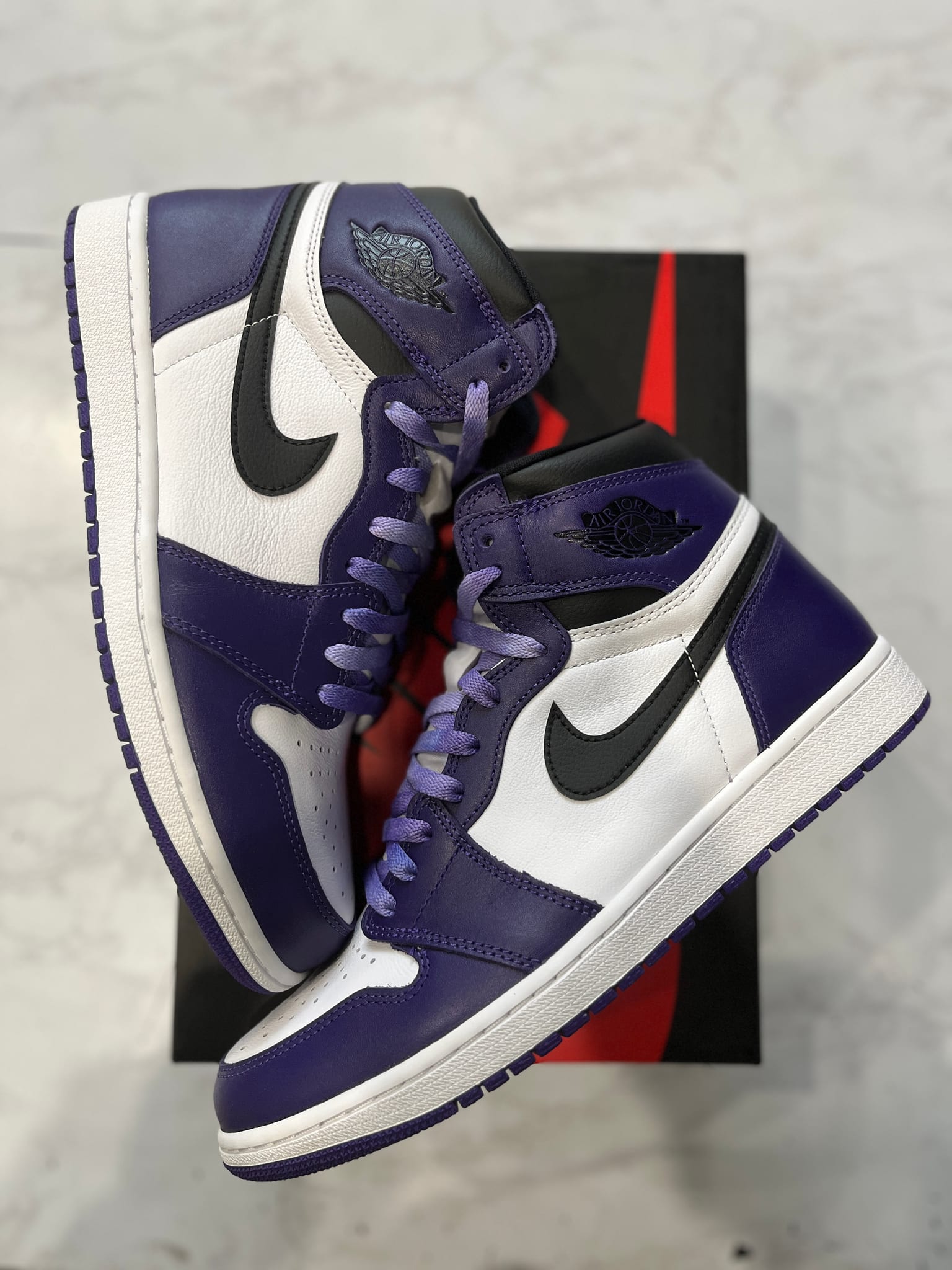 Jordan 1 Retro High Court Purple White PRE-OWNED