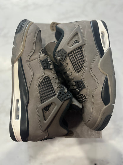 Jordan 4 Retro Cave Stone PRE-OWNED
