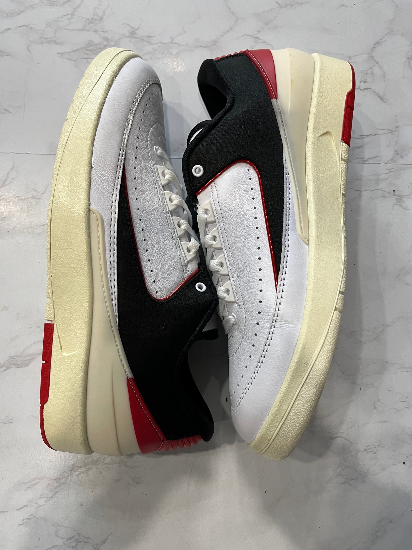Jordan 2 Retro Low Chicago Twist (Women's) PRE-OWNED
