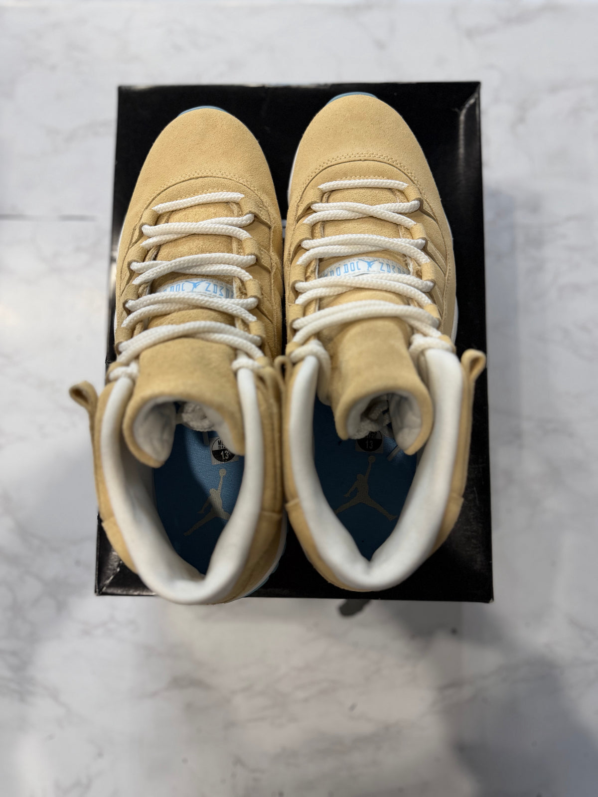 Jordan 11 Retro H-Town PRE-OWNED
