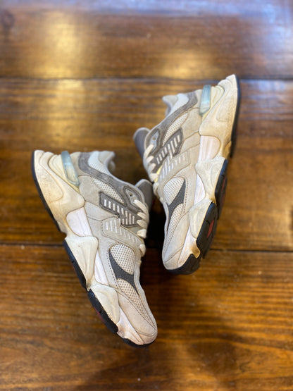 New Balance 9060 Rain Cloud Grey PRE-OWNED