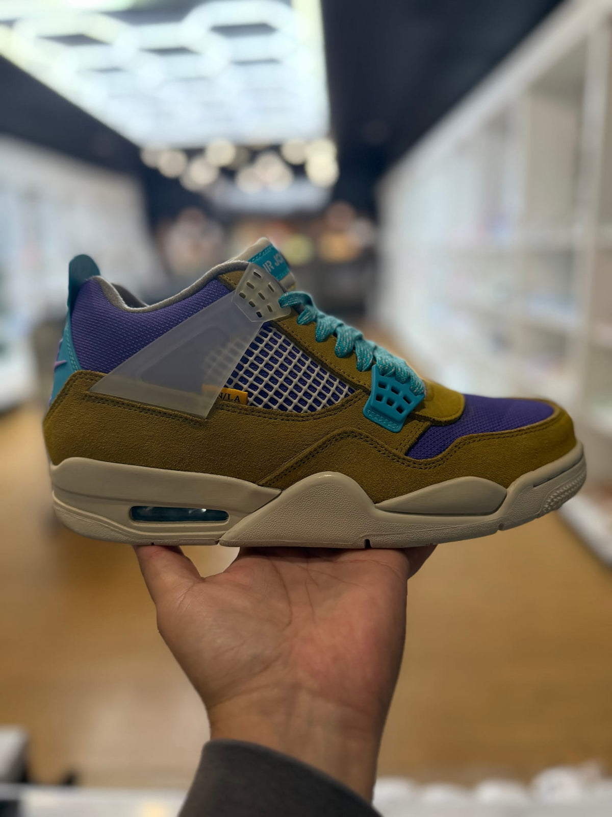 Jordan 4 Retro SP 30th Anniversary Union Desert Moss PRE-OWNED