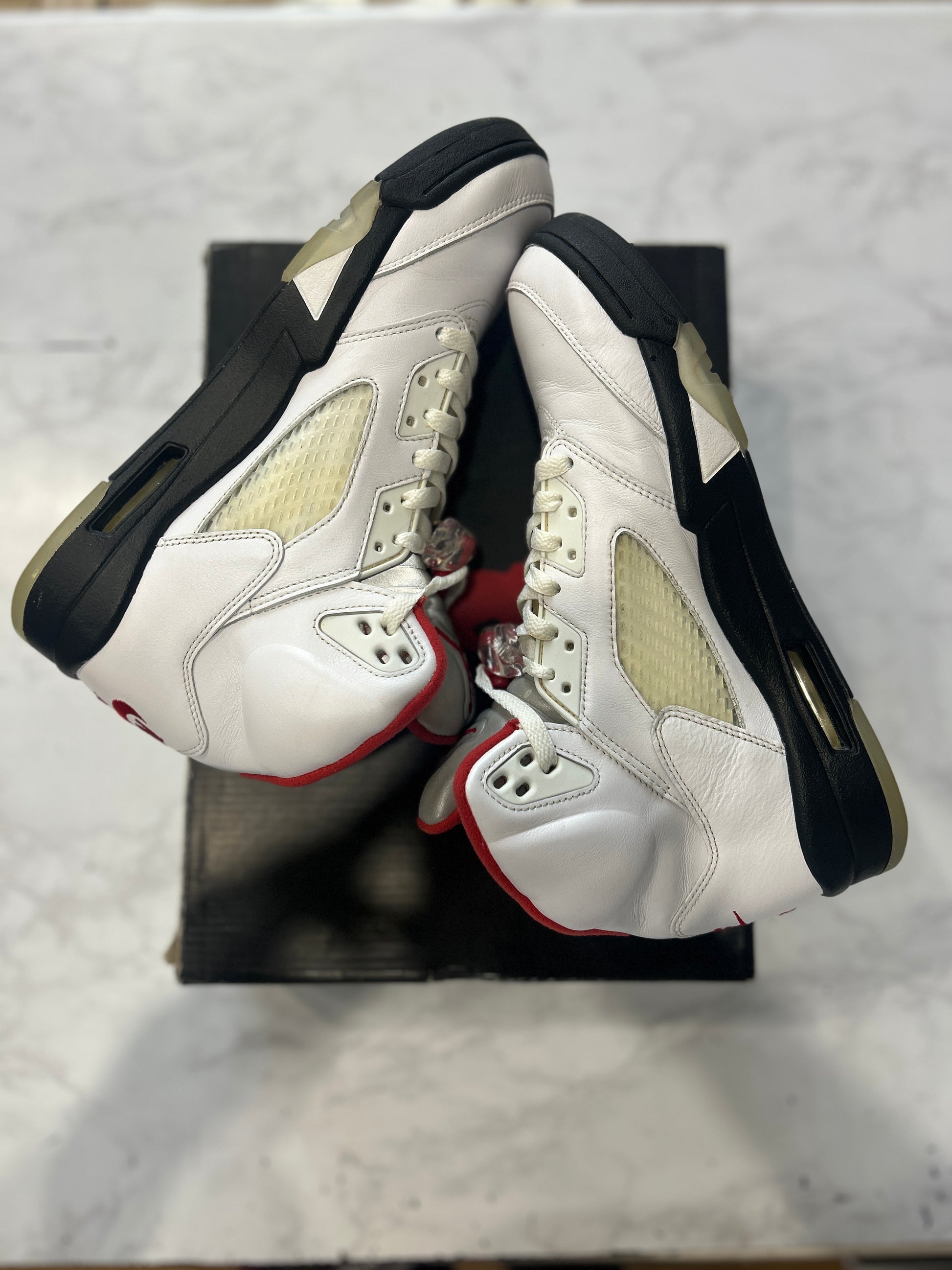 Jordan 5 Retro Fire Red Silver Tongue (2020)PRE-OWNED