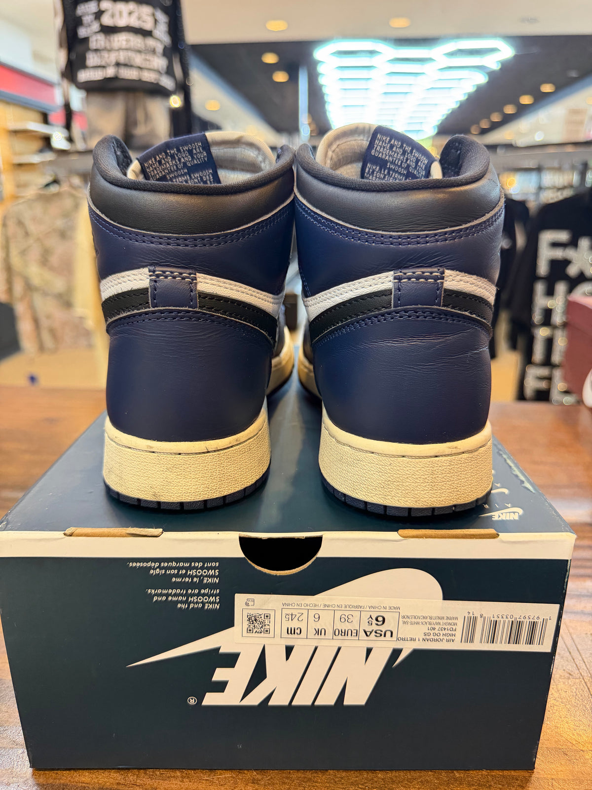 Jordan 1 Retro High OG Midnight Navy (GS) PRE-OWNED