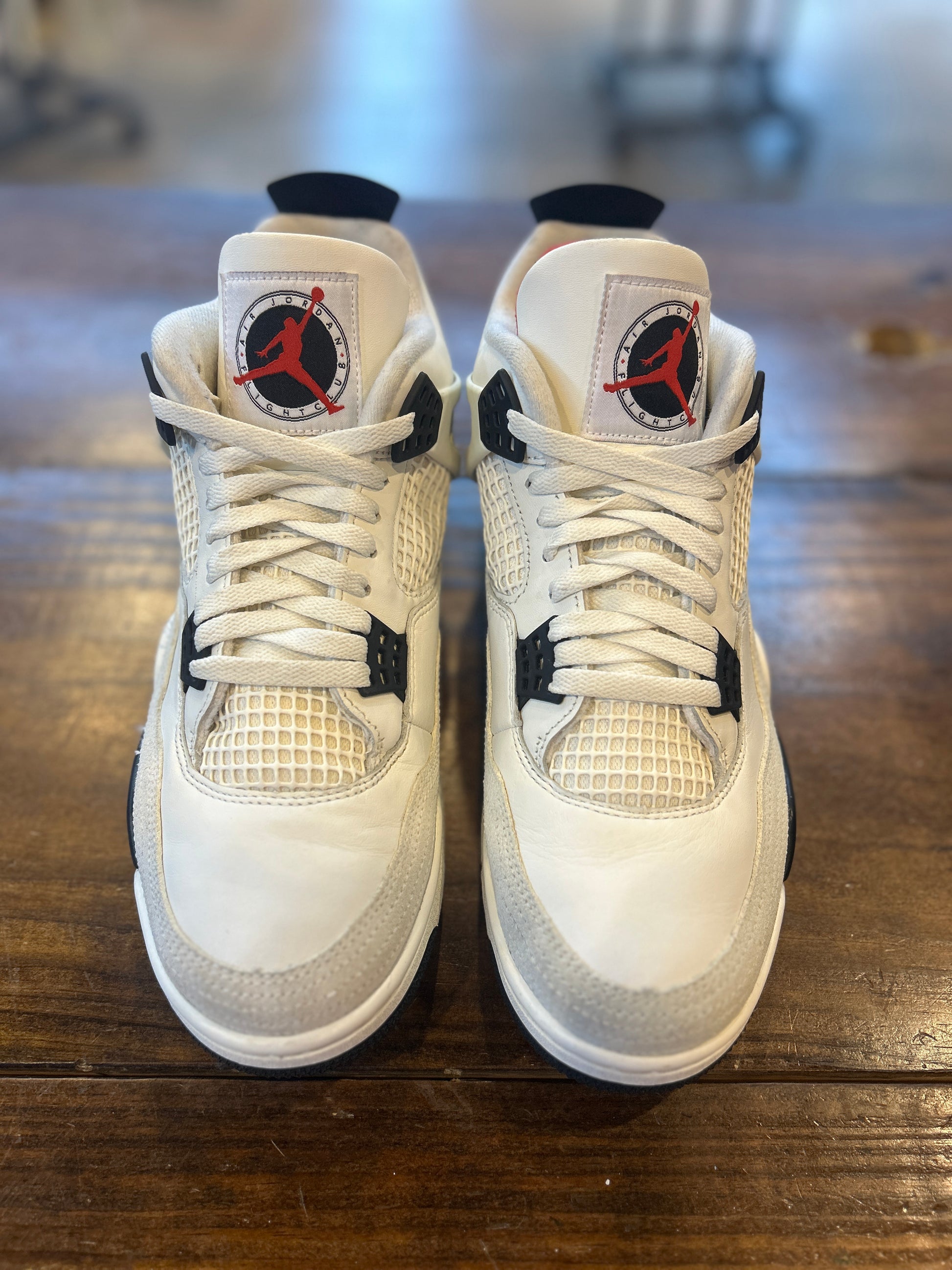 Jordan 4 Retro OG Flight Club PRE-OWNED