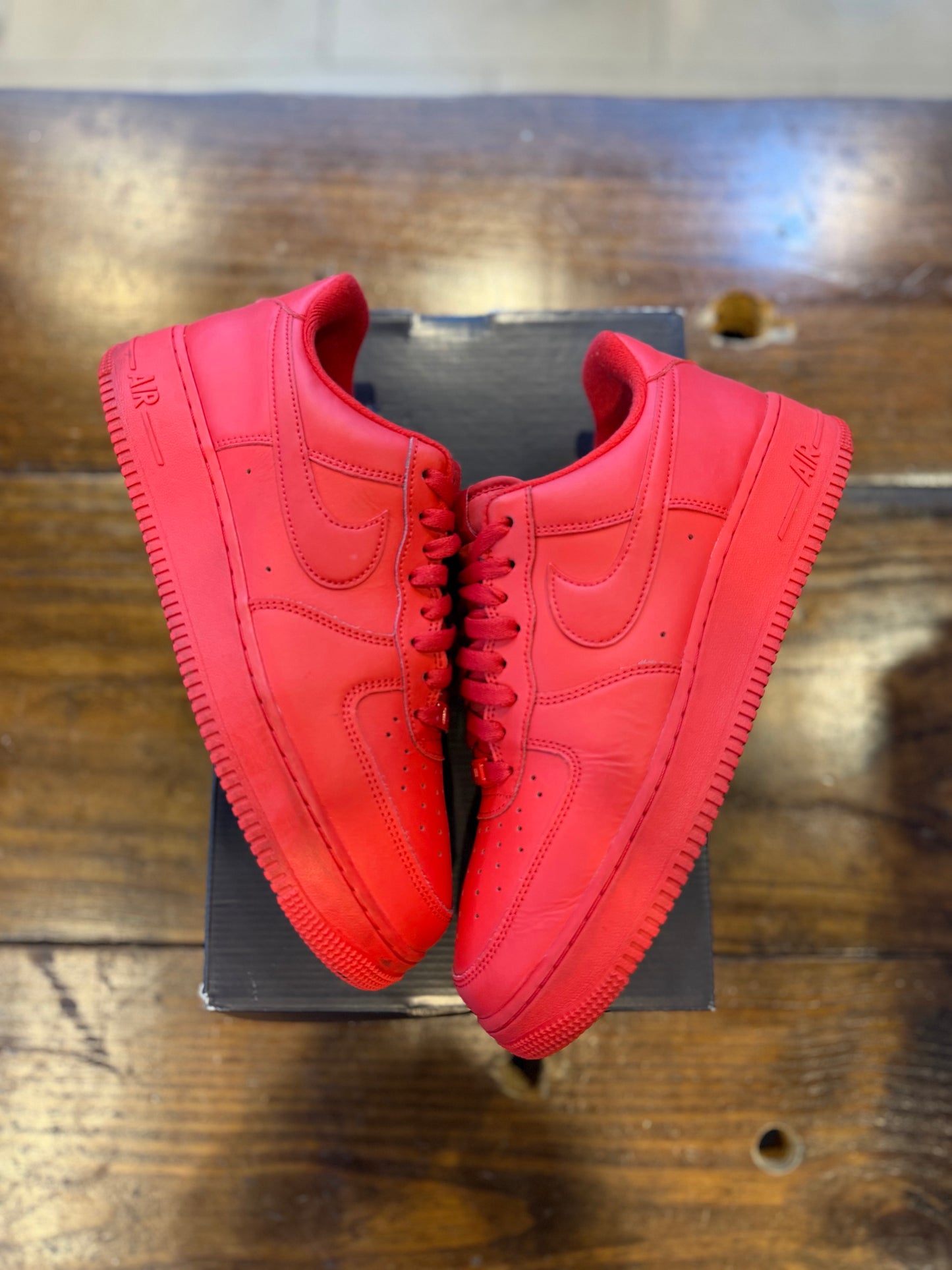 Nike Air Force 1 Low Triple Red