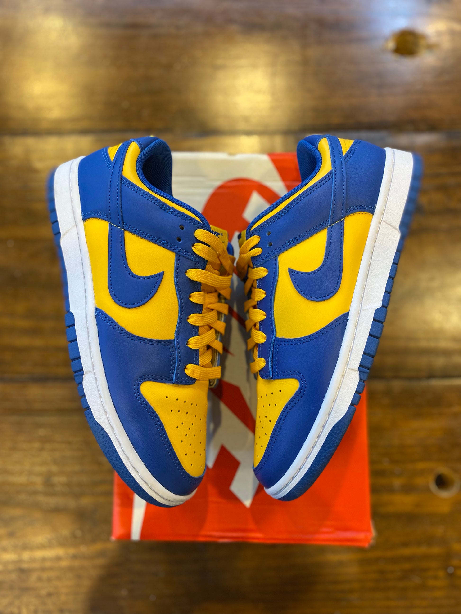 Nike Dunk Low UCLA PRE-OWNED