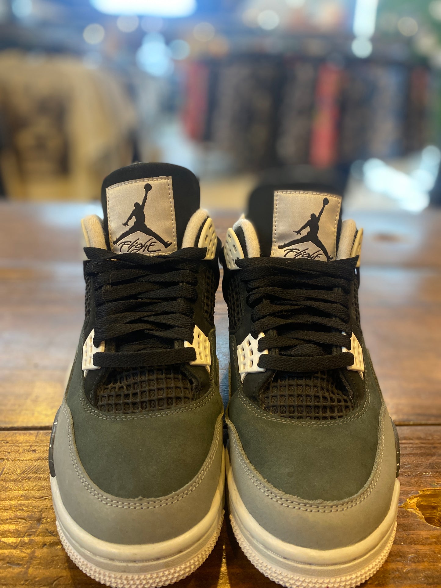 Jordan 4 Retro Fear (2024) PRE-OWNED