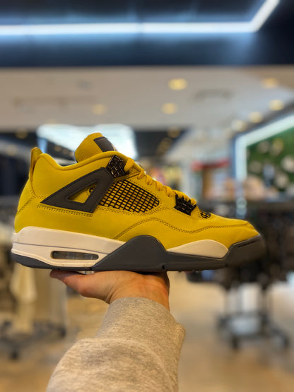 Jordan 4 Retro Lightning (2021) PRE-OWNED