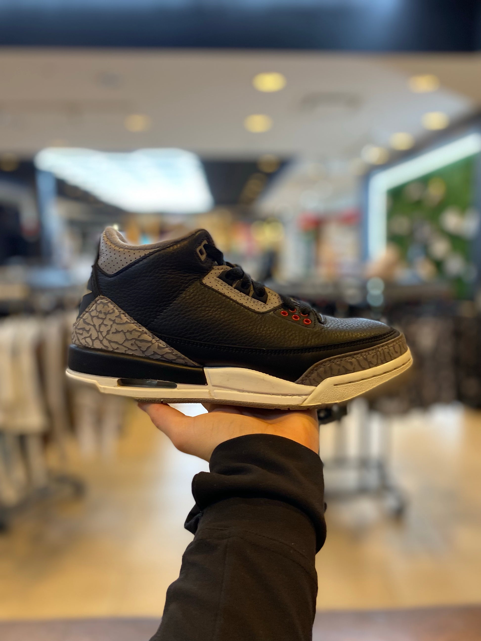 Jordan 3 Retro Black Cement (2024) (GS) PRE-OWNED