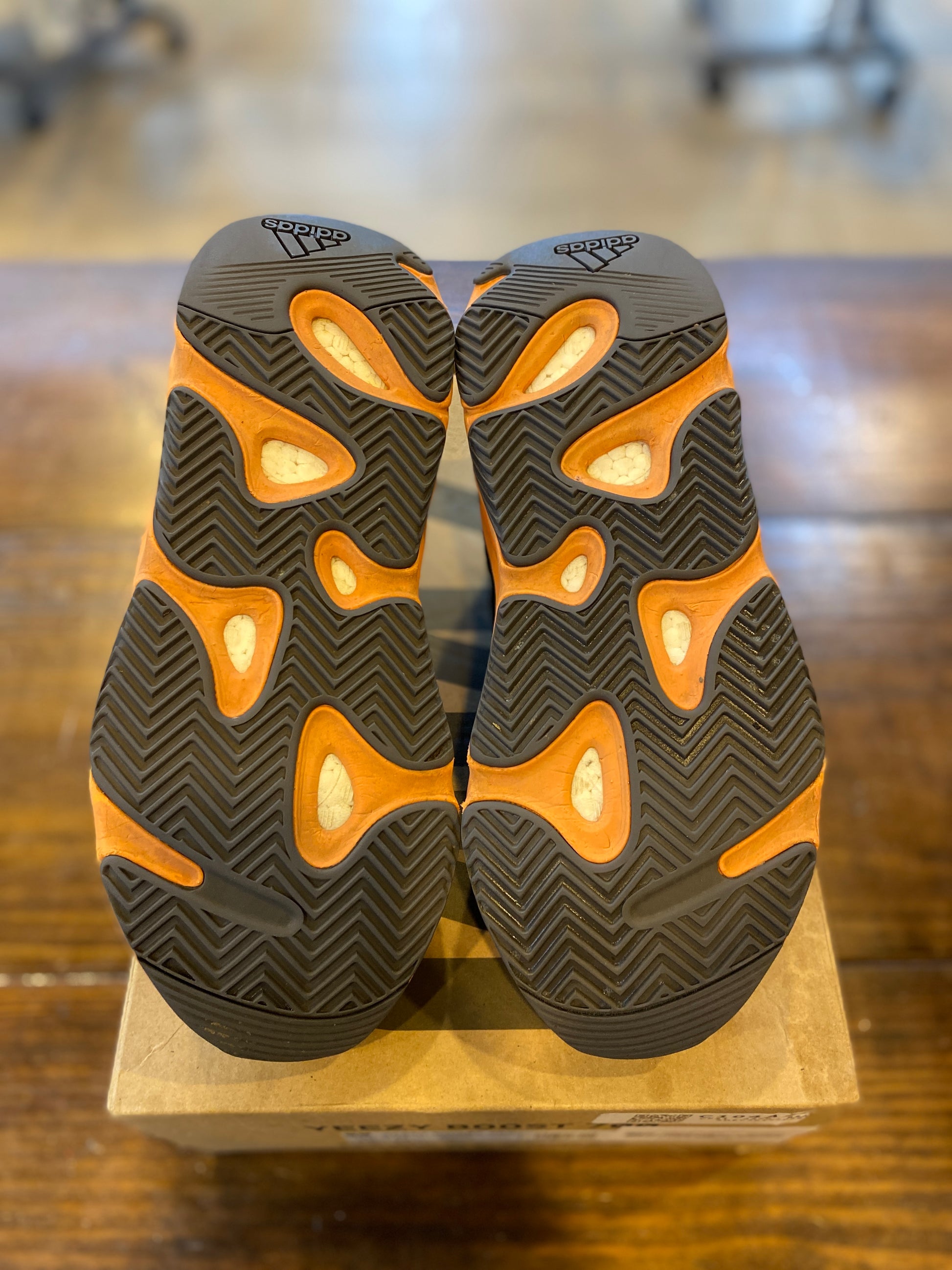 adidas Yeezy Boost 700 Wash Orange PRE-OWNED
