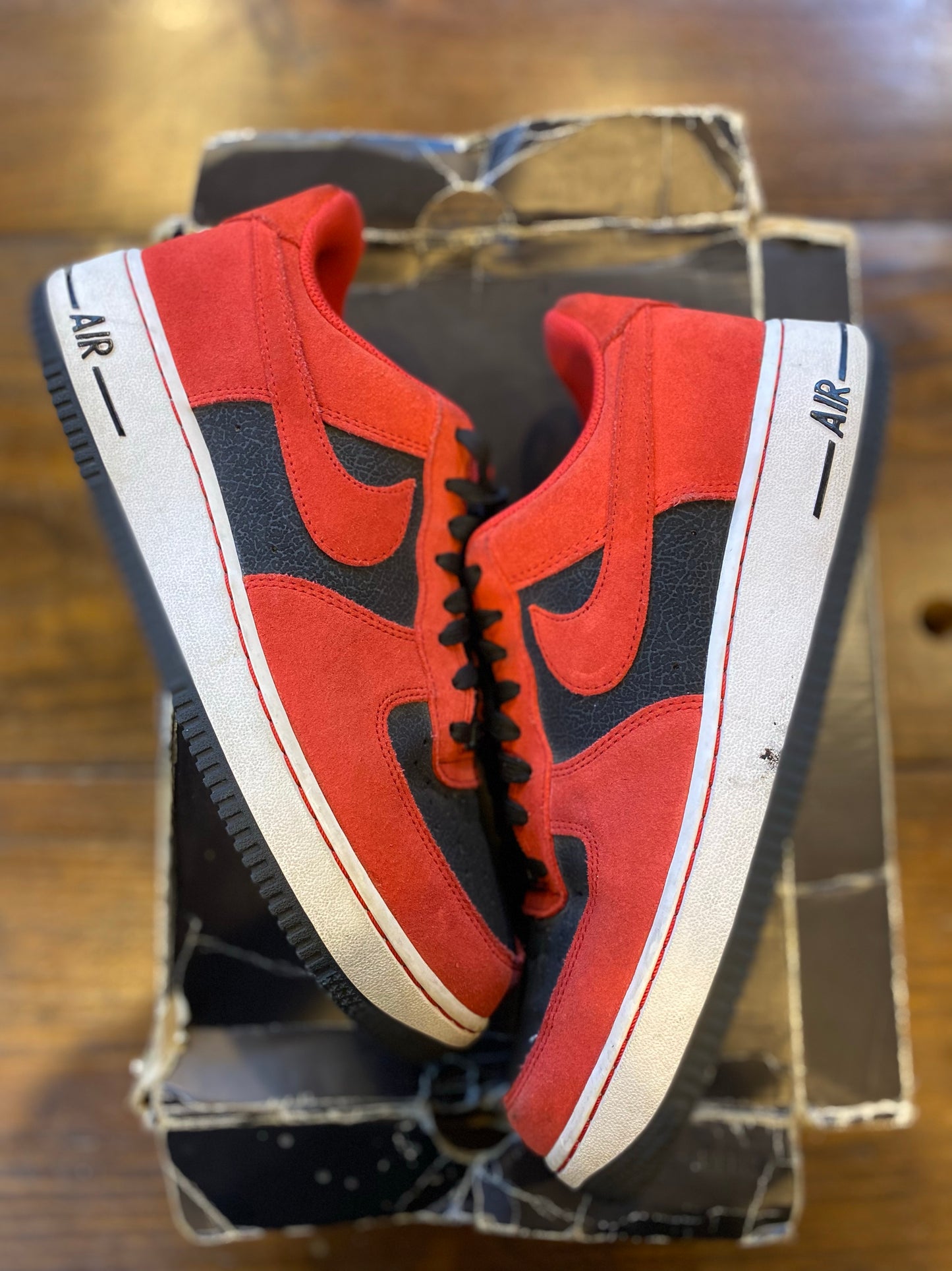 Nike Air Force 1 Bred PRE-OWNED