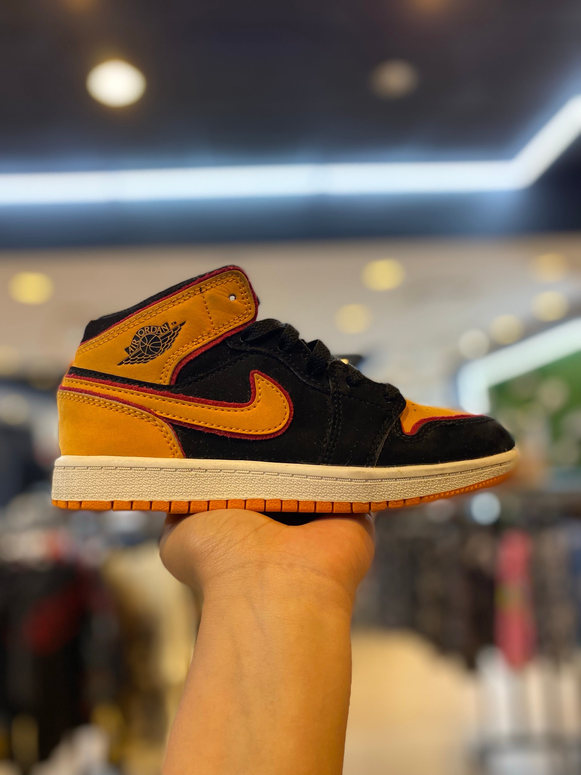 Jordan 1 Retro High OG Shattered Backboard (2025) PRE-OWNED