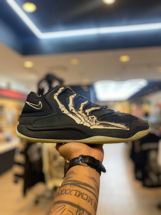 Nike KD 18 Slim Reaper PRE-OWNED