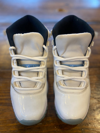 Jordan 11 Retro Legend Blue (2024) PRE-OWNED