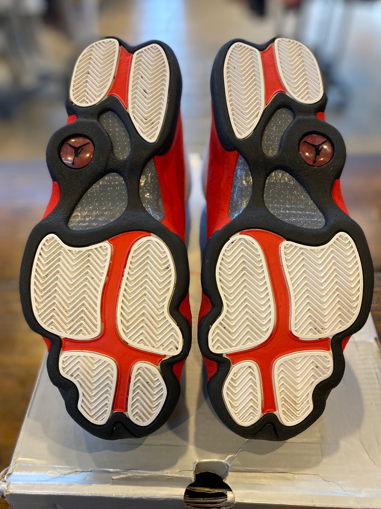 Jordan 13 Retro OG Chicago (2026) PRE-OWNED