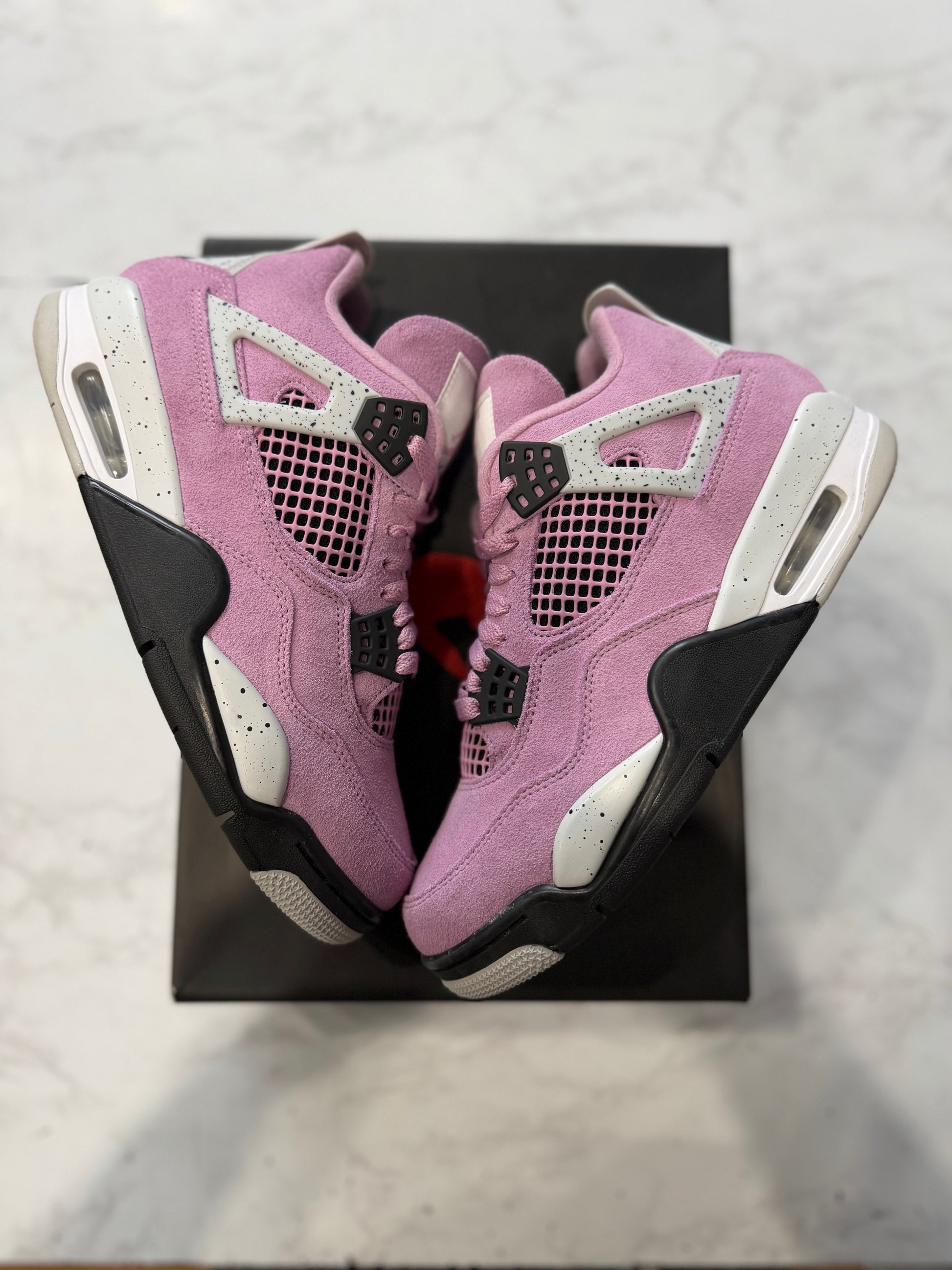 Jordan 4 Retro Orchid (Women's) PRE-OWNED
