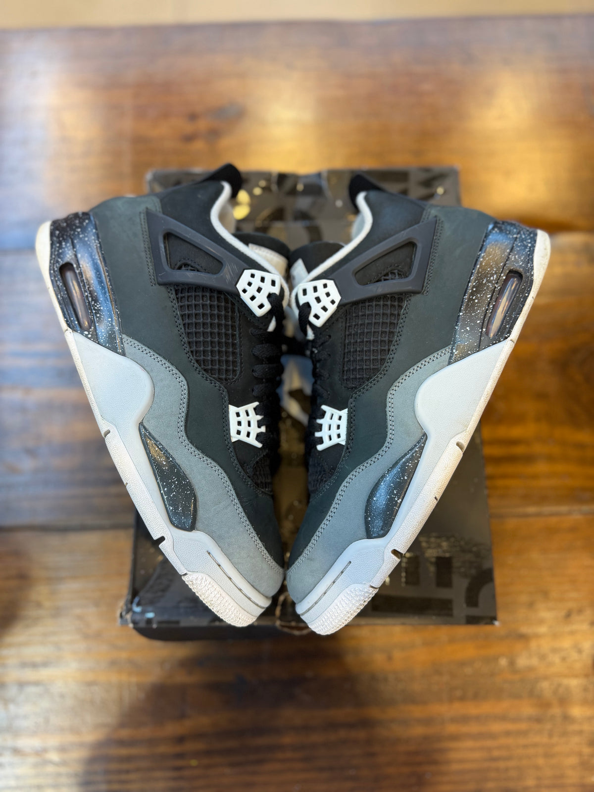 Jordan 4 Retro Fear (2024) PRE-OWNED