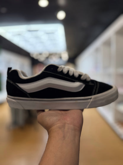 Vans Knu Skool Black White PRE-OWNED