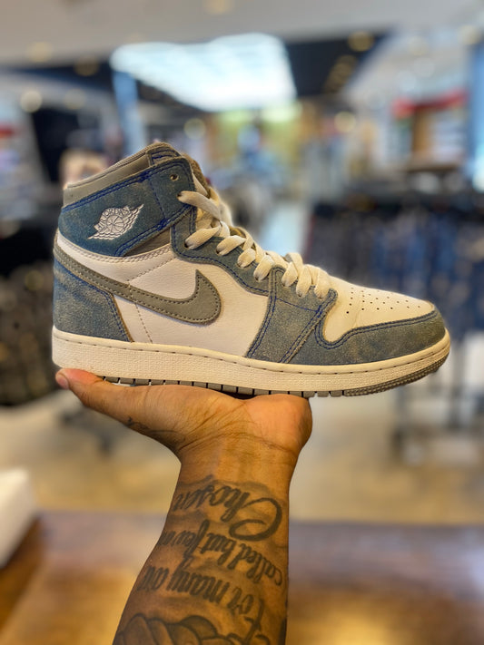 Jordan 1 Retro High Hyper Royal Smoke Grey (GS) PRE-OWNED