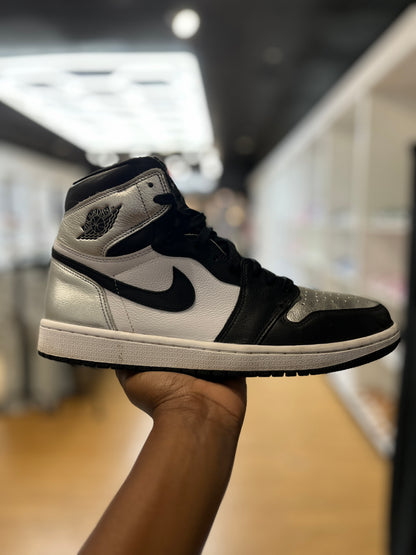 Jordan 1 Retro High Silver Toe (Women's) PRE-OWNED
