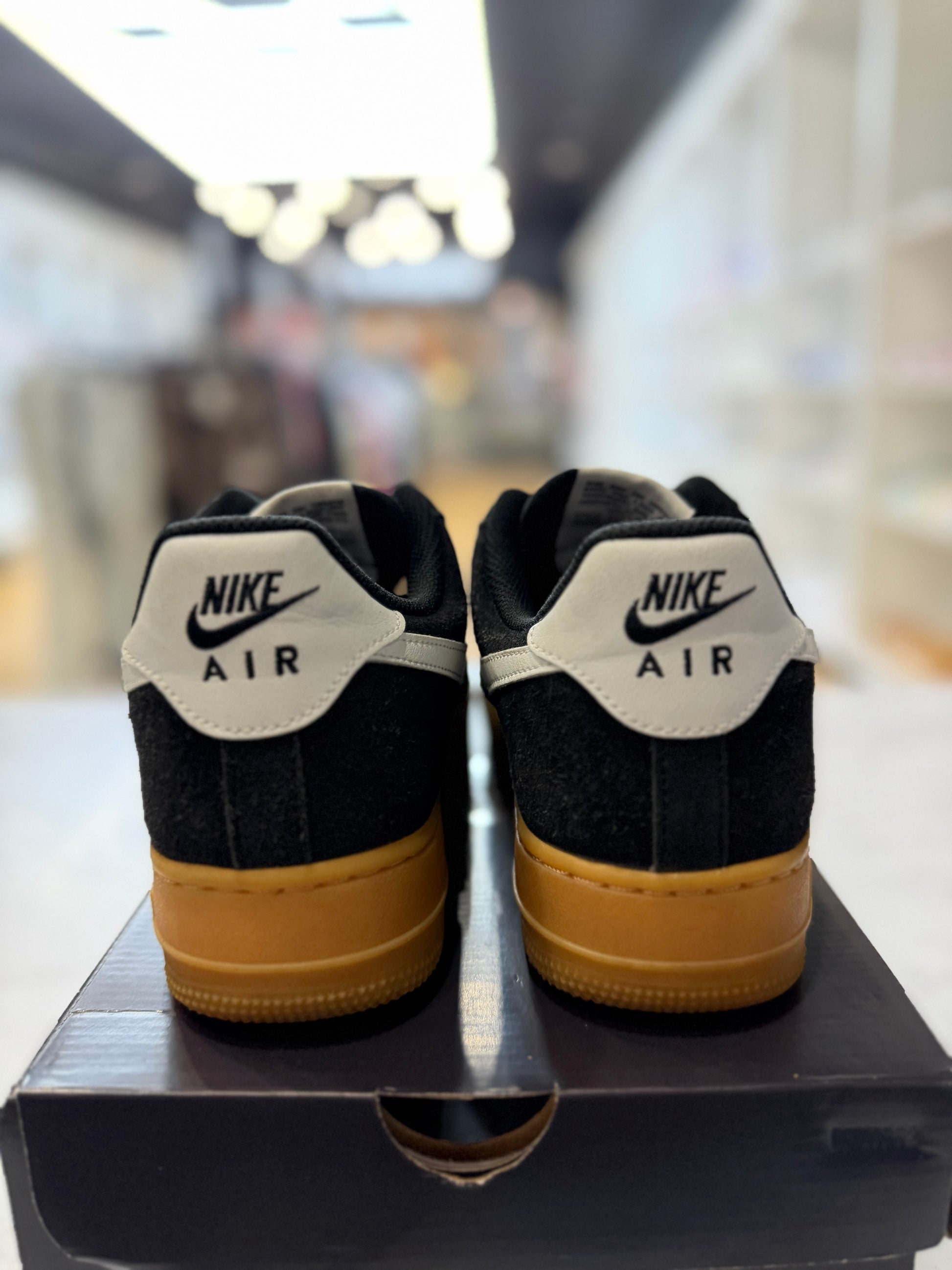 Nike Air Force 1 Low '07 LV8 Black Summit White Gum PRE-OWNED