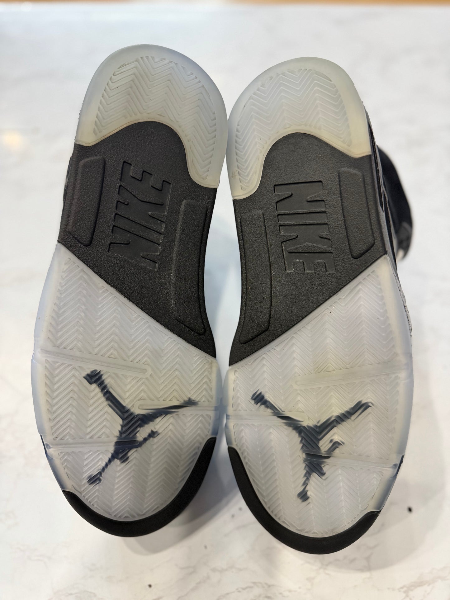 Jordan 5 Retro OG Black Metallic Reimagined PRE-OWNED