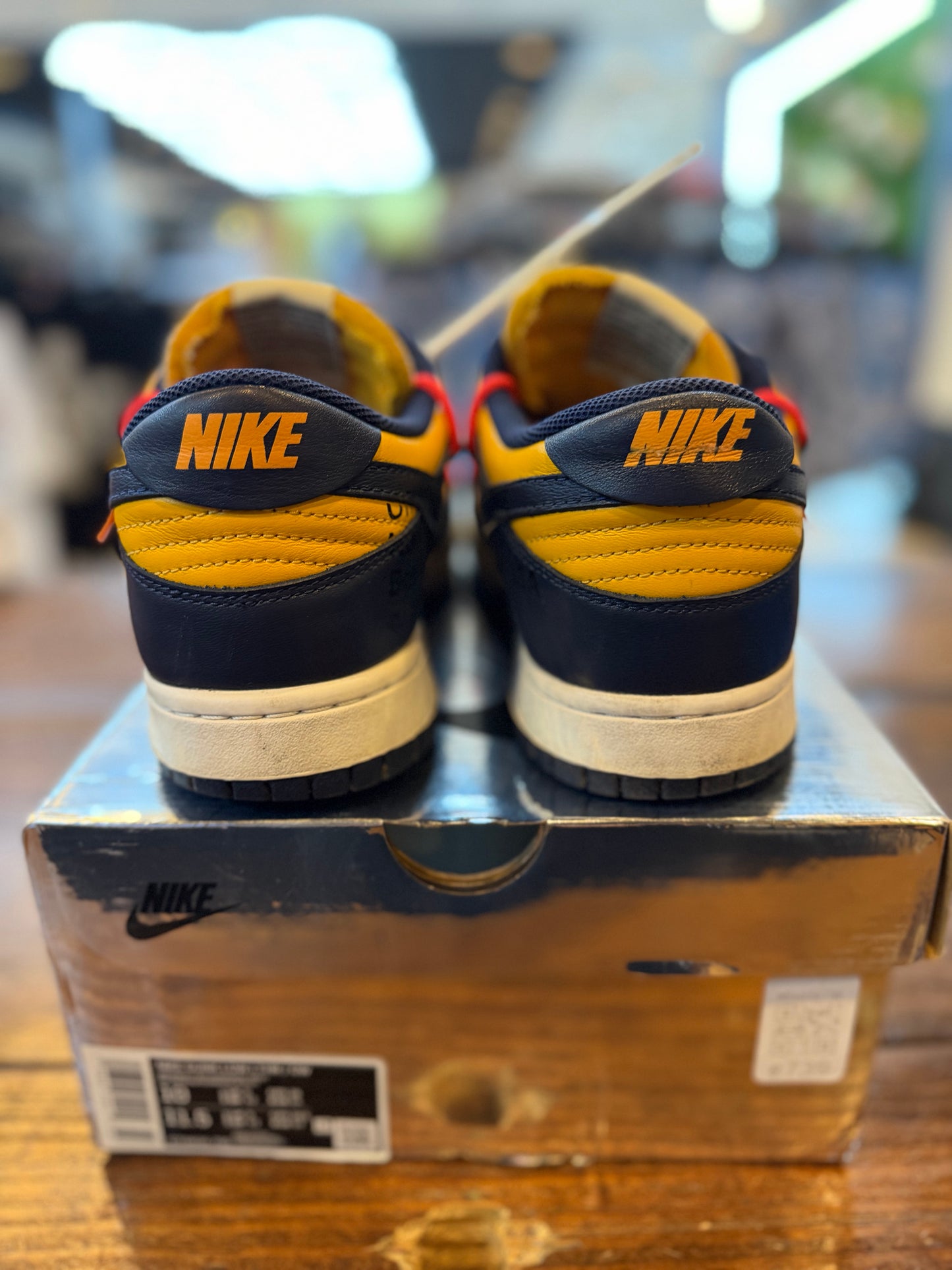 Nike Dunk Low Off-White University Gold PRE-OWNED