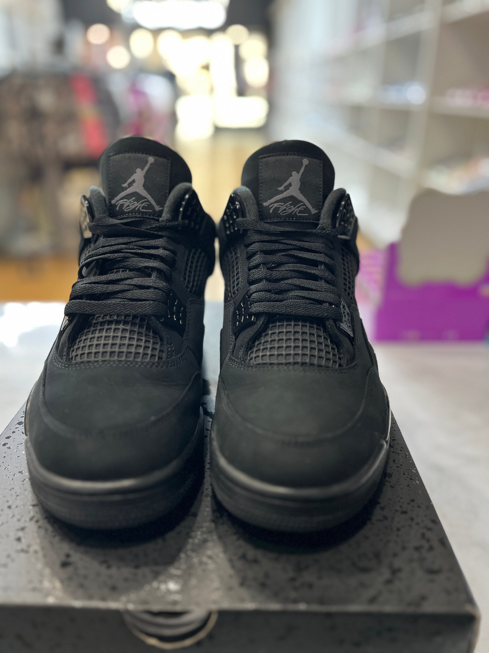 Jordan 4 Retro Black Cat (2025) PRE-OWNED