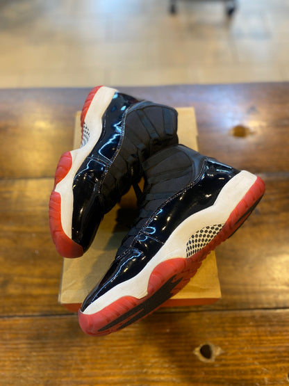 Jordan 11 Retro Playoffs Bred (2019) PRE-OWNED