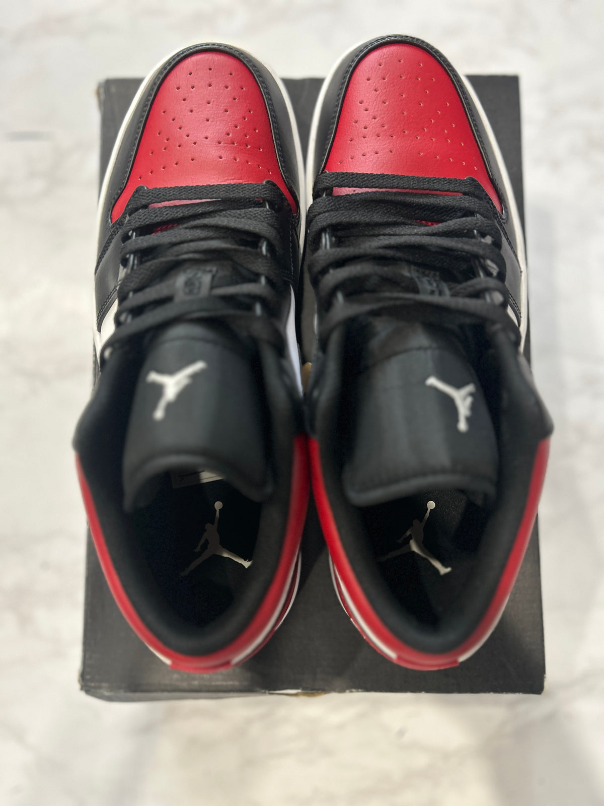 Jordan 1 Low Bred Toe PRE-OWNED