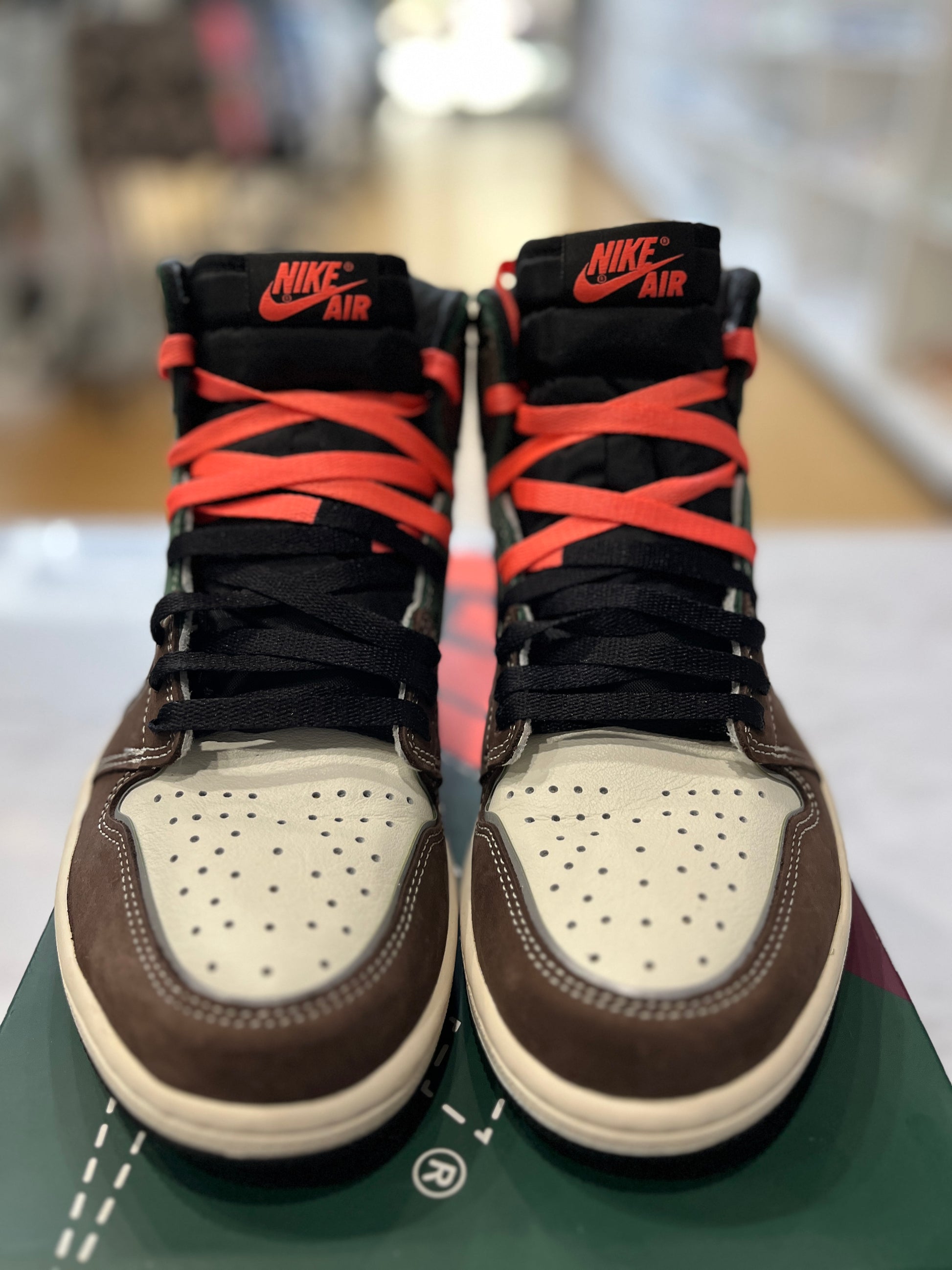 Jordan 1 Retro High OG Hand Crafted PRE-OWEND