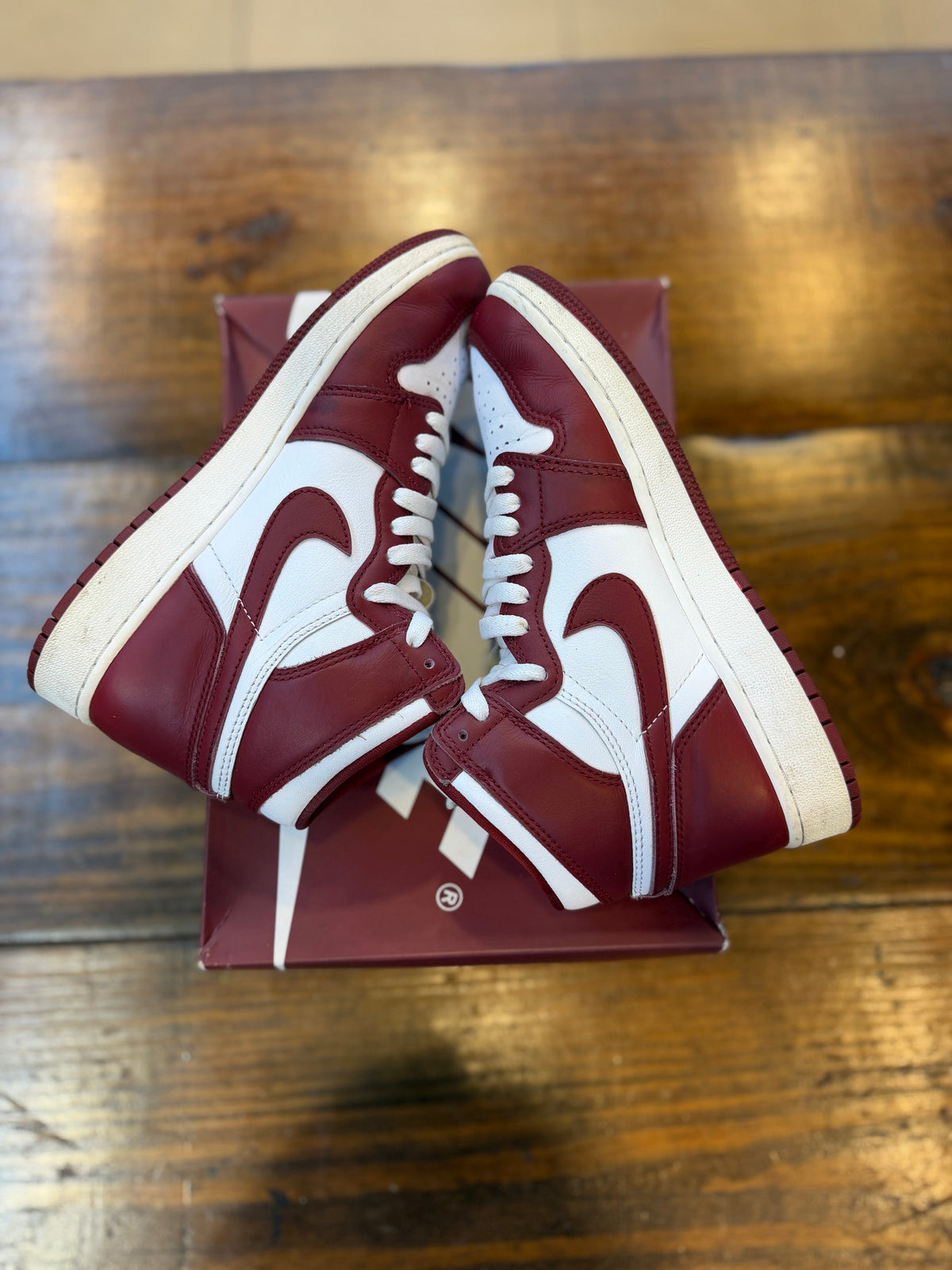 Jordan 1 Retro High OG Artisanal Team Red (GS) PRE-OWNED