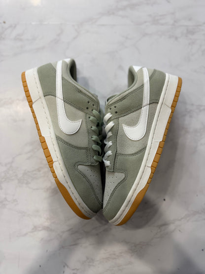 Nike Dunk Low SE Jade Horizon PRRE-OWNED