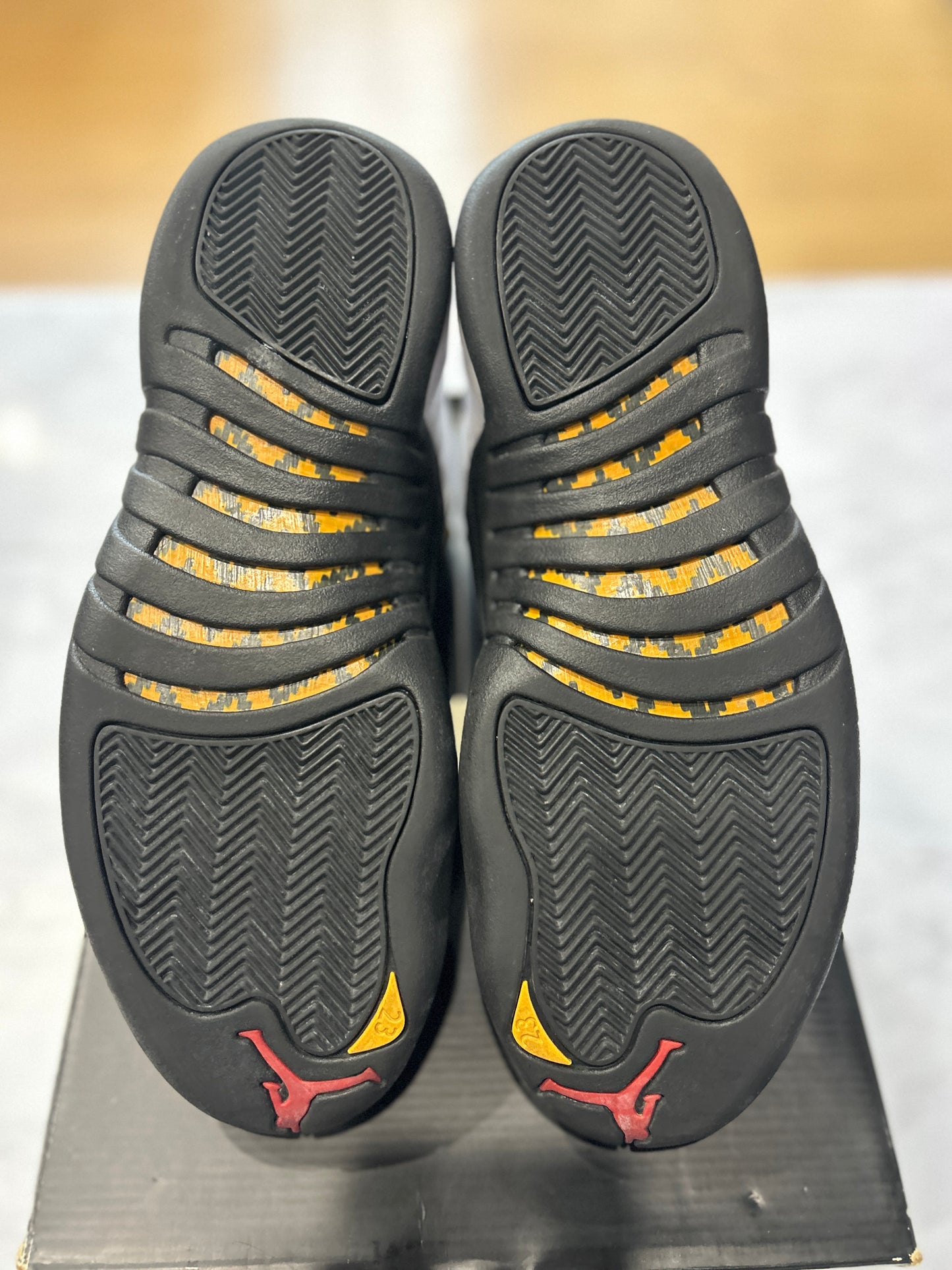 Jordan 12 Retro Taxi (2013) PRE-OWNED