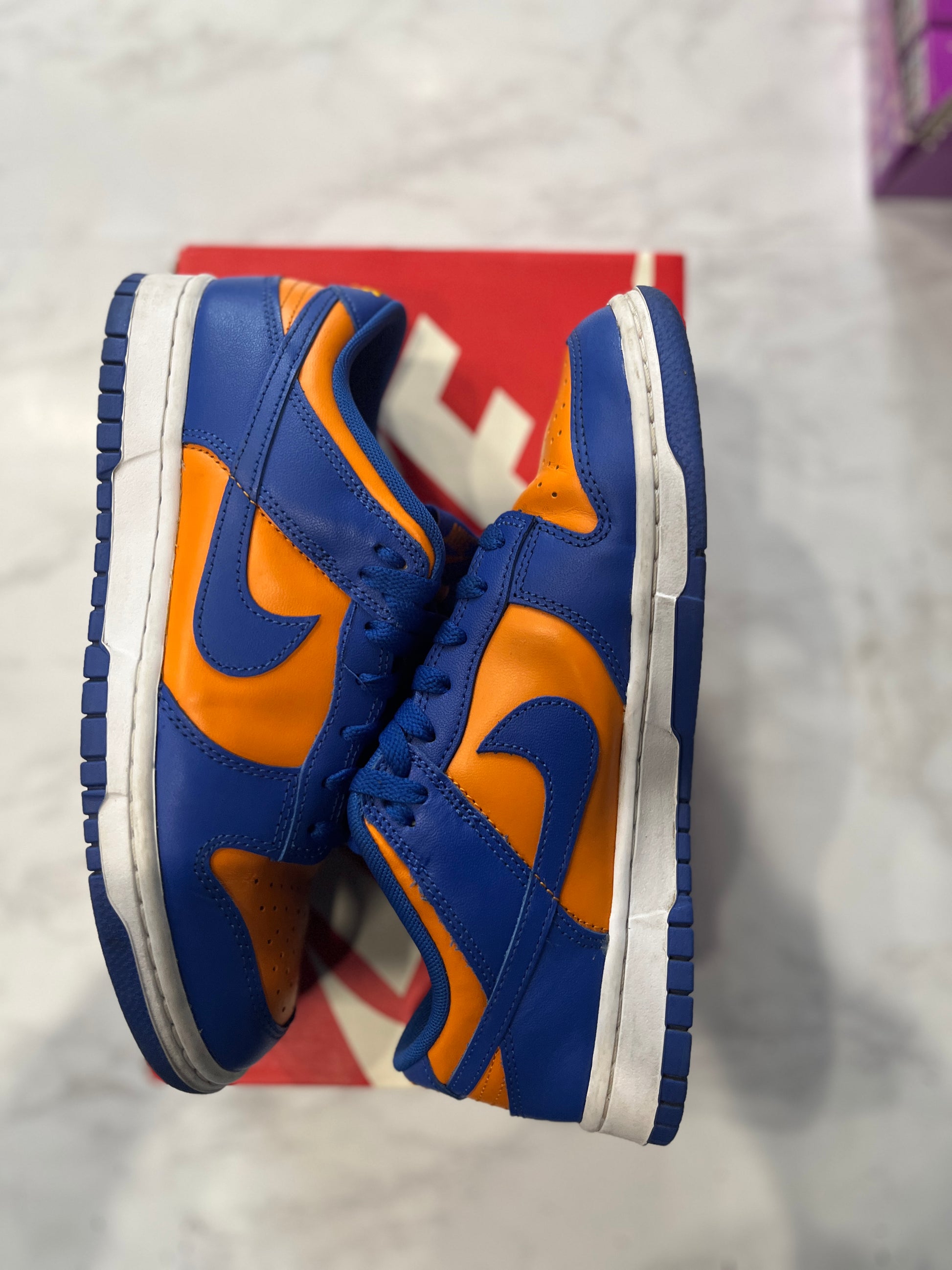 Nike Dunk Low Knicks PRE-OWNED