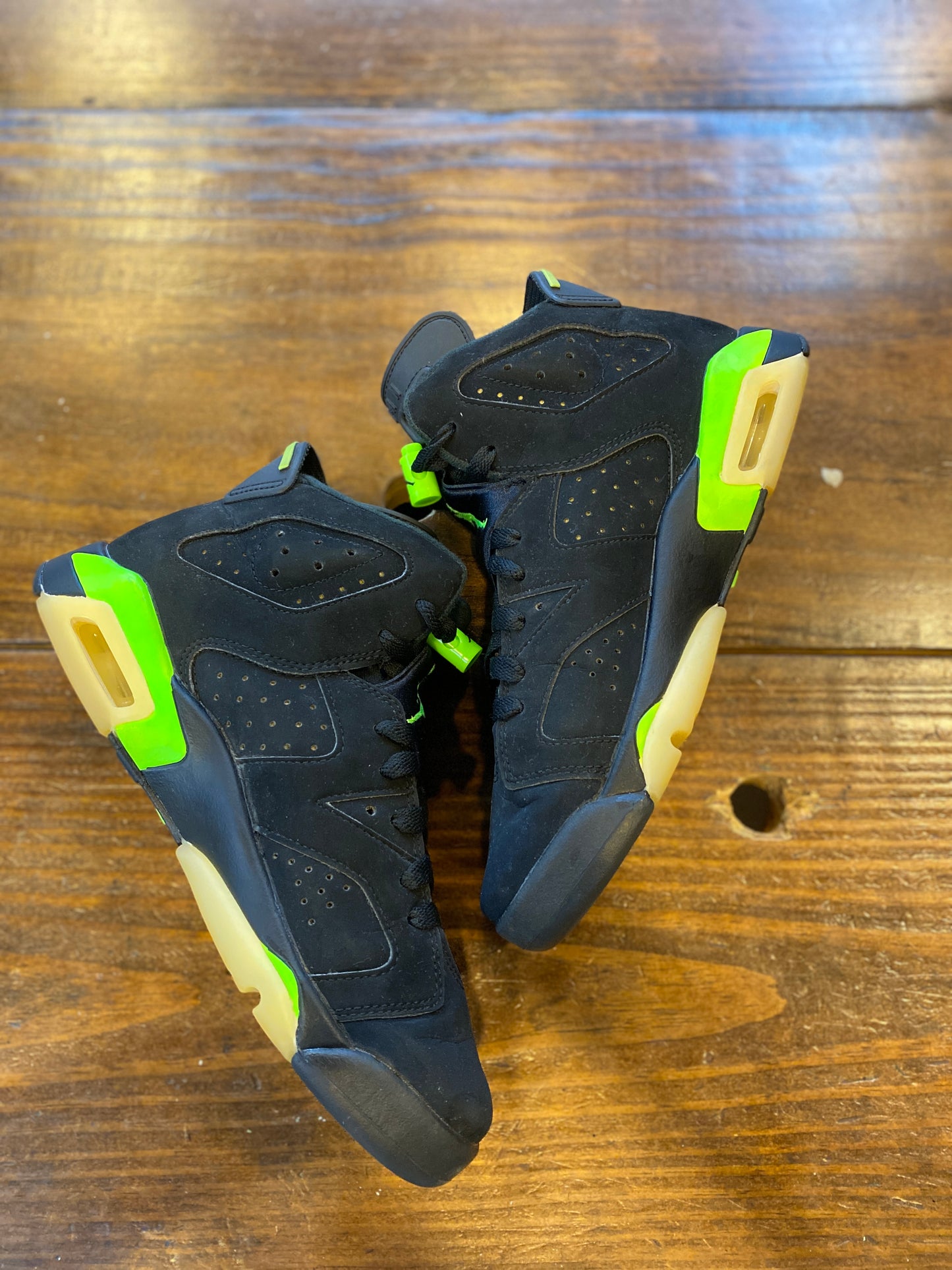Jordan 6 Retro Electric Green (GS)PRE OWNED