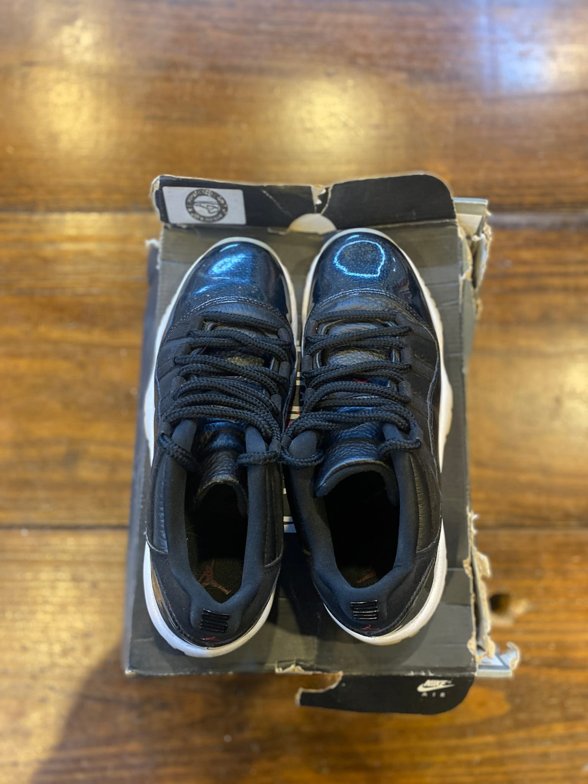 Jordan 11 Retro Low 72-10 (GS) PRE-OWNED