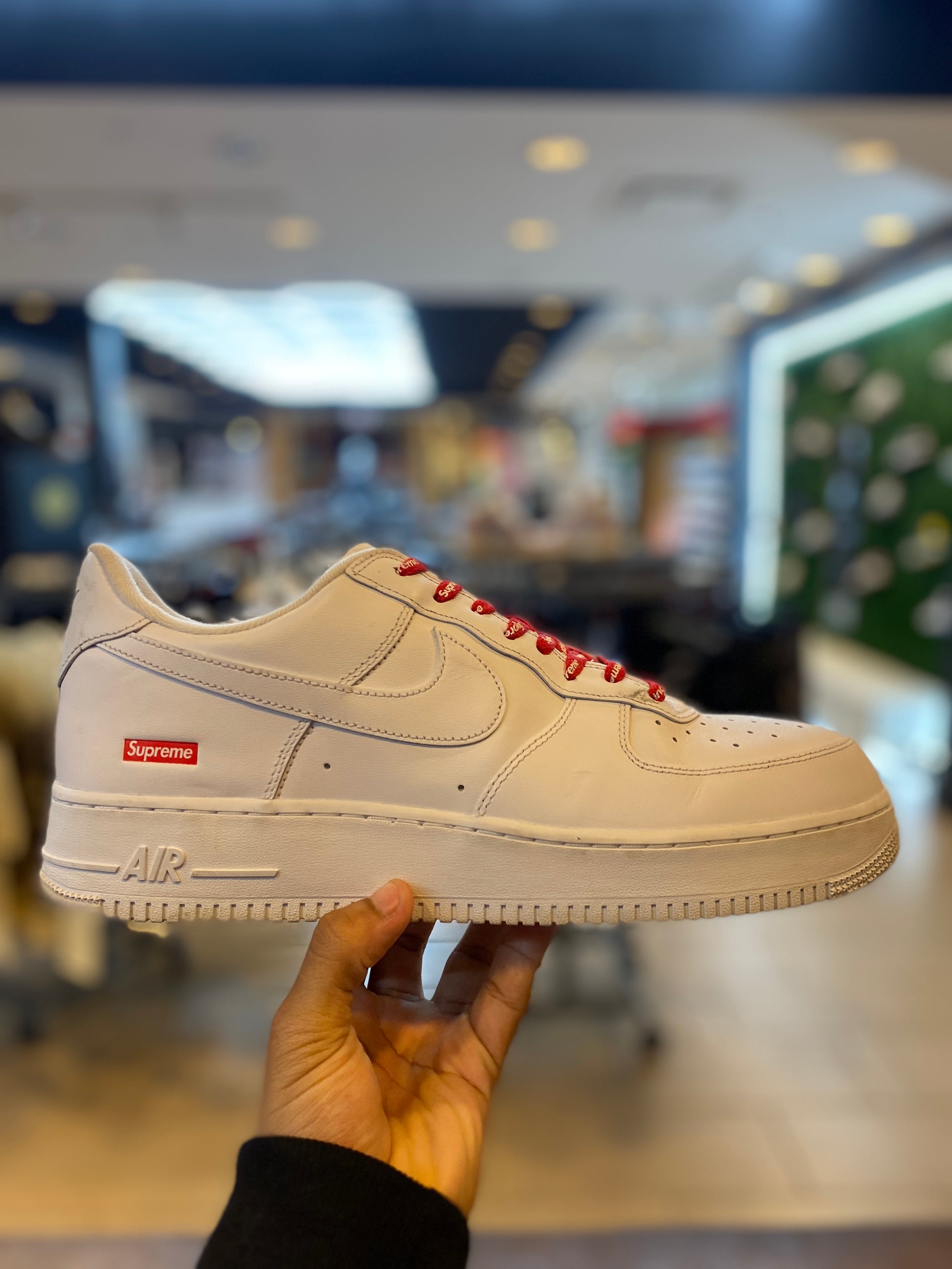 Nike Air Force 1 Low Supreme White PRE-OWNED
