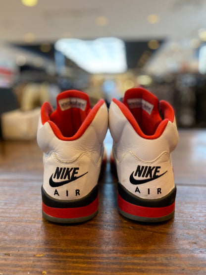Jordan 5 Retro Fire Red Black Tongue (2025) PRE-OWNED