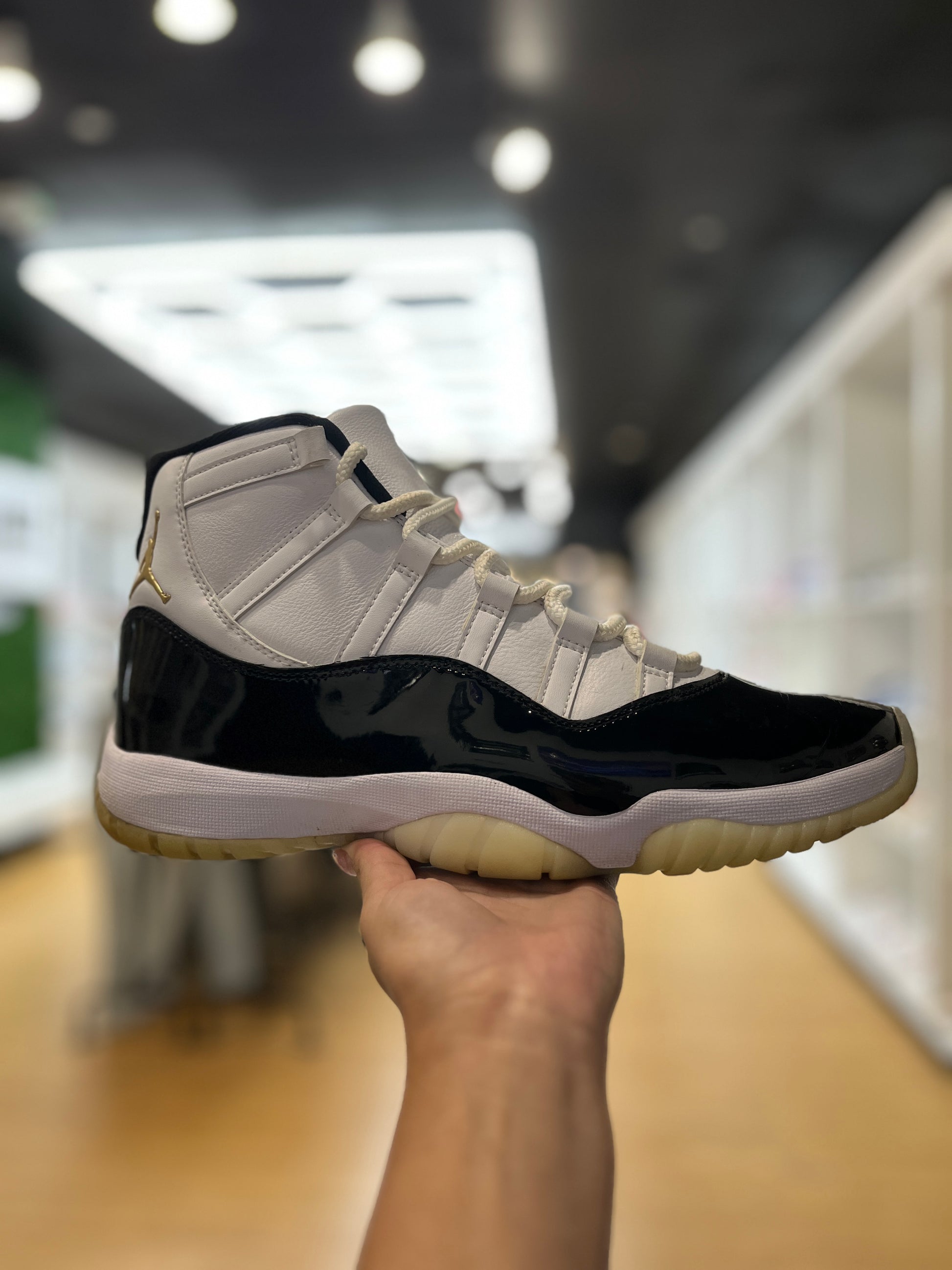Jordan 11 Retro DMP Gratitude (2023)PRE-OWNED
