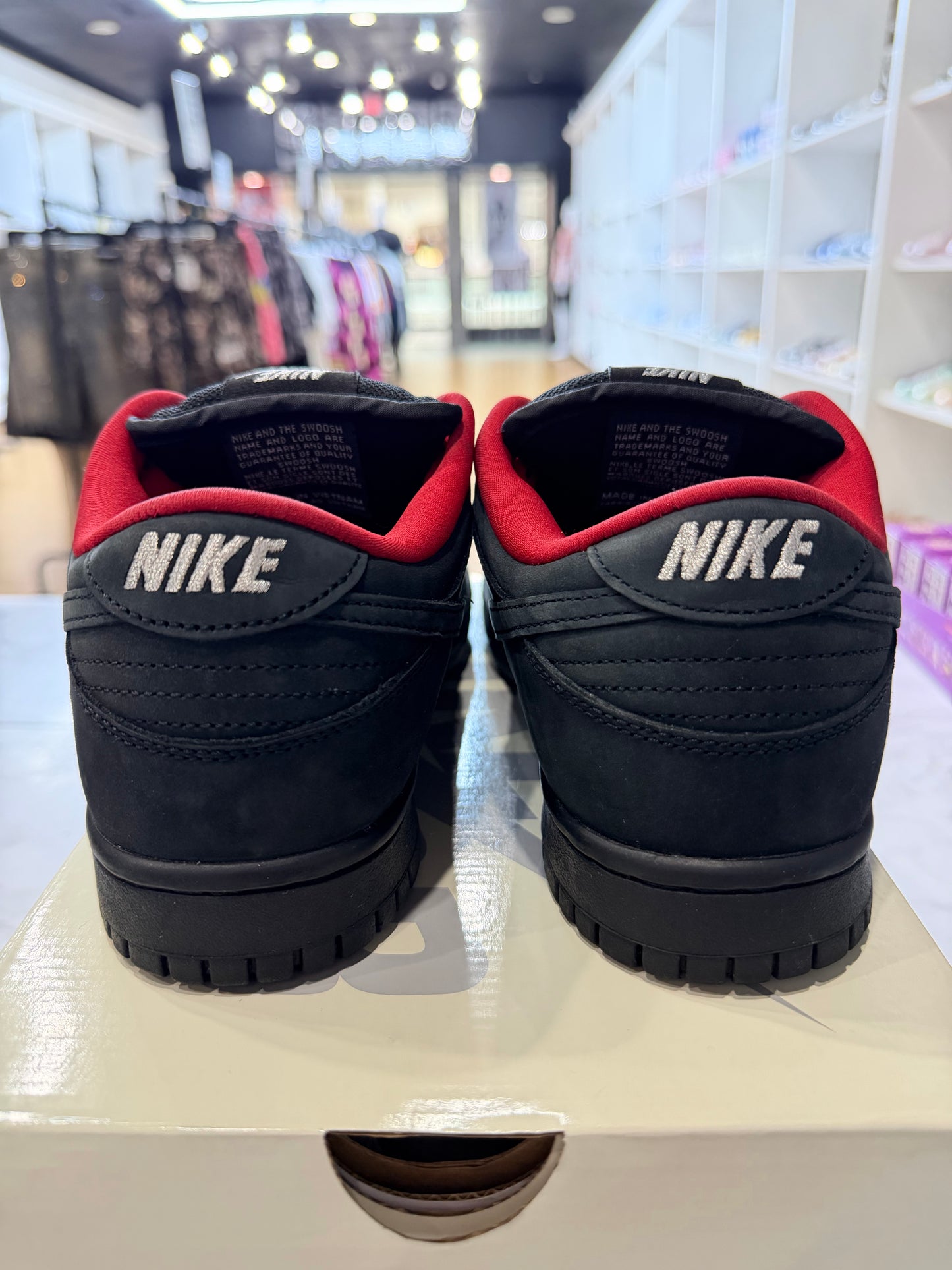 Nike SB Dunk Low Supreme 94 Black PRE-OWNED