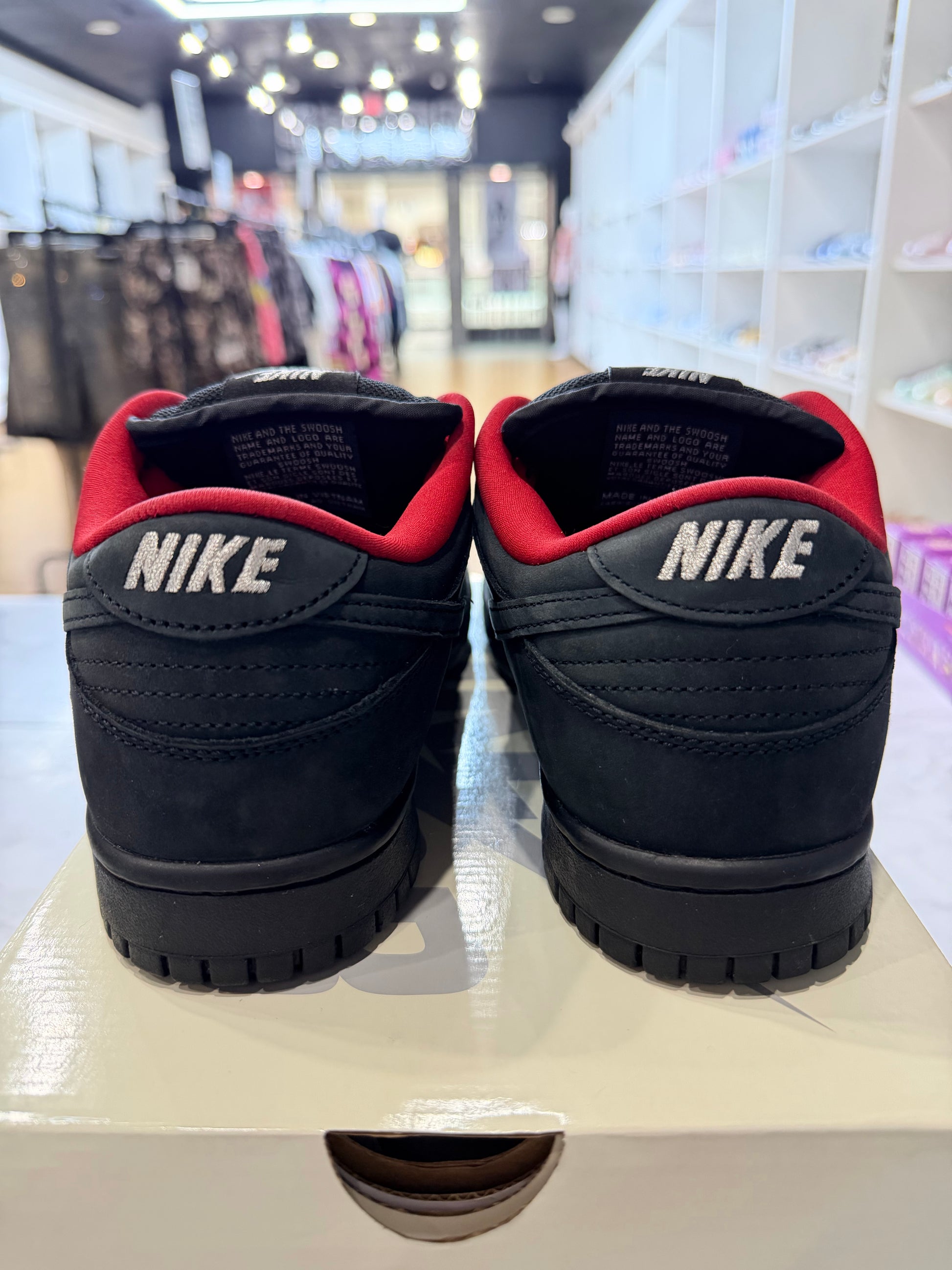 Nike SB Dunk Low Supreme 94 Black PRE-OWNED