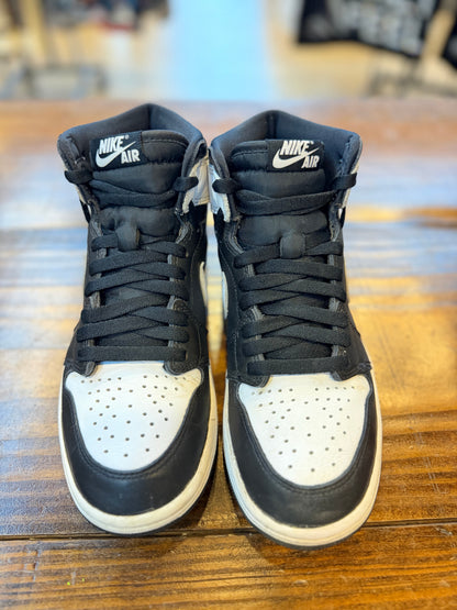 Jordan 1 Retro High OG Black White PRE-OWNED