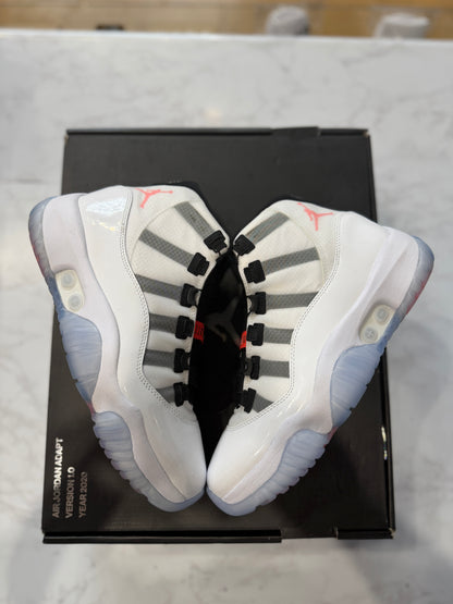 Jordan 11 Adapt White PRE-OWNED