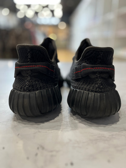 adidas Yeezy Boost 350 V2 PRE-OWNEDBlack (Non-Reflective) PRE-OWNED