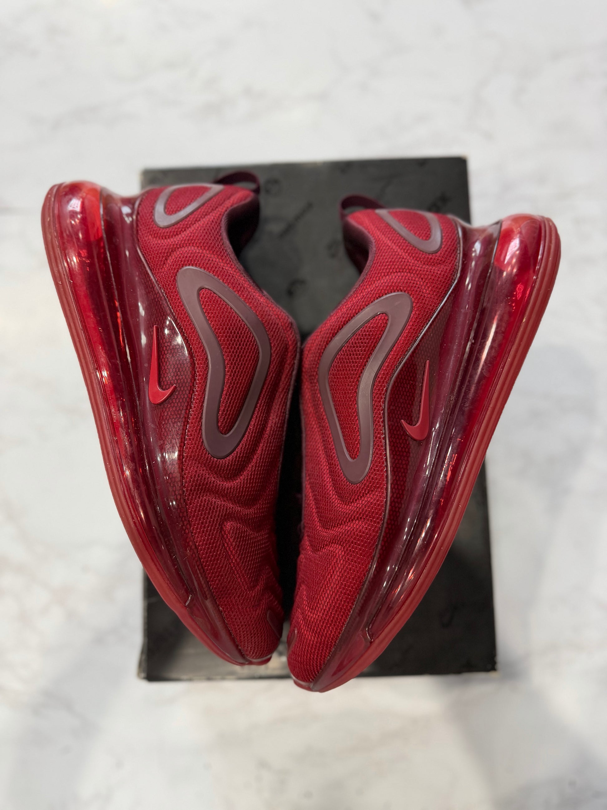 Nike Air Max 720 Team Red PRE-OWNED