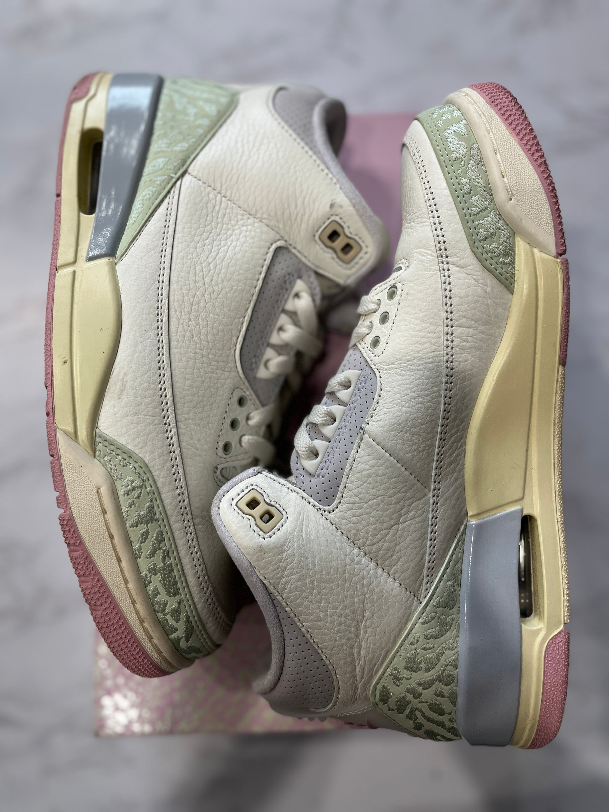Jordan 3 Retro Spring Is In The Air PRE-OWNED