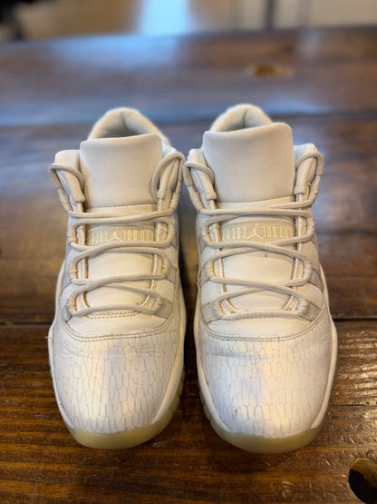 Jordan 11 Retro Low Heiress Pure Platinum (GS) PRE-OWNED
